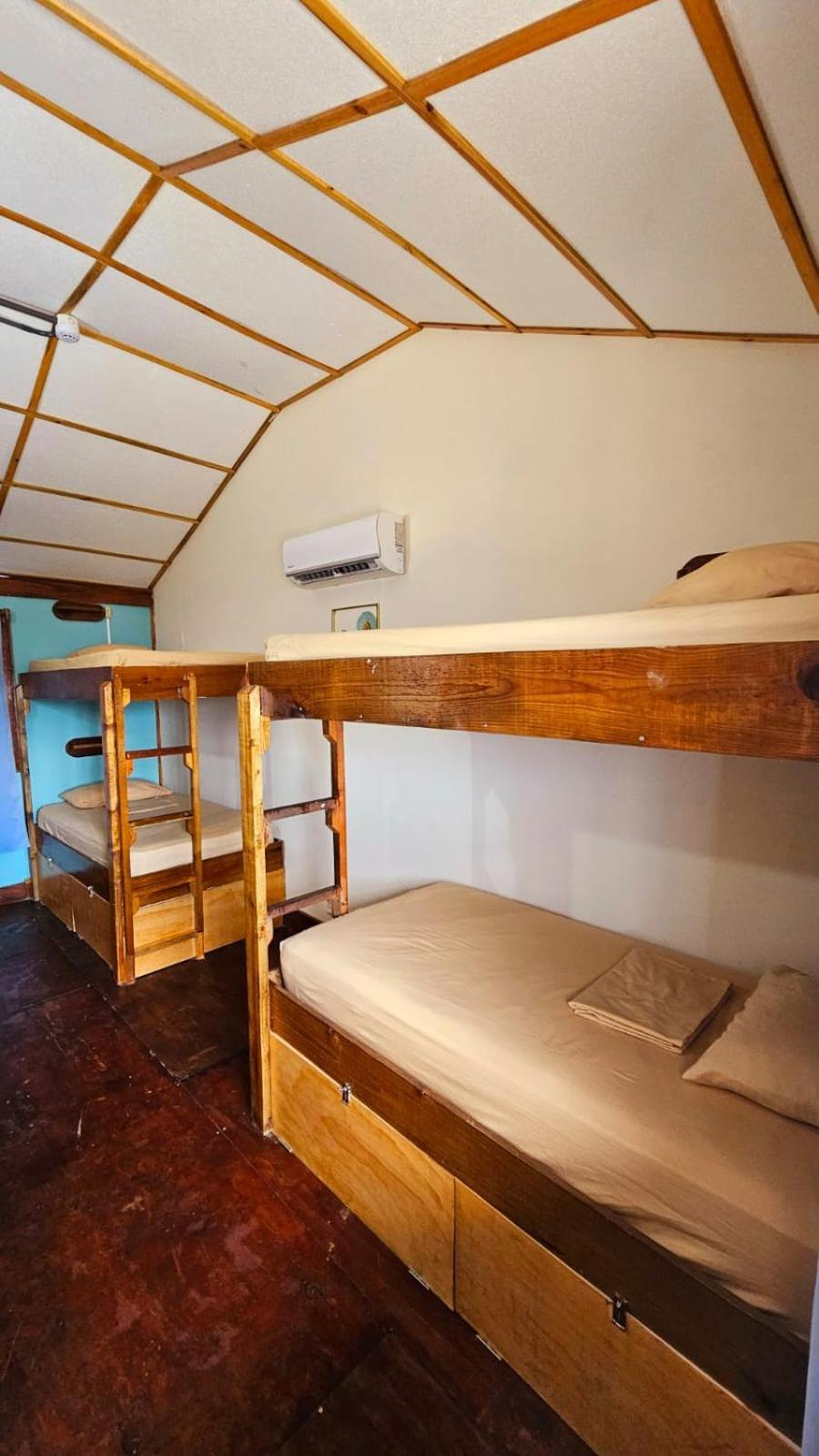 Aqua Lounge Hostal Bocas del Toro